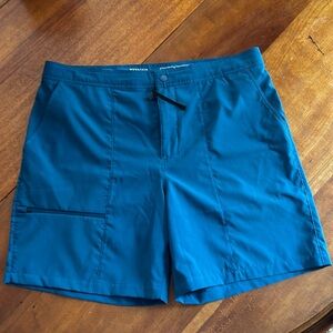 Mountain Hardware men’s shorts